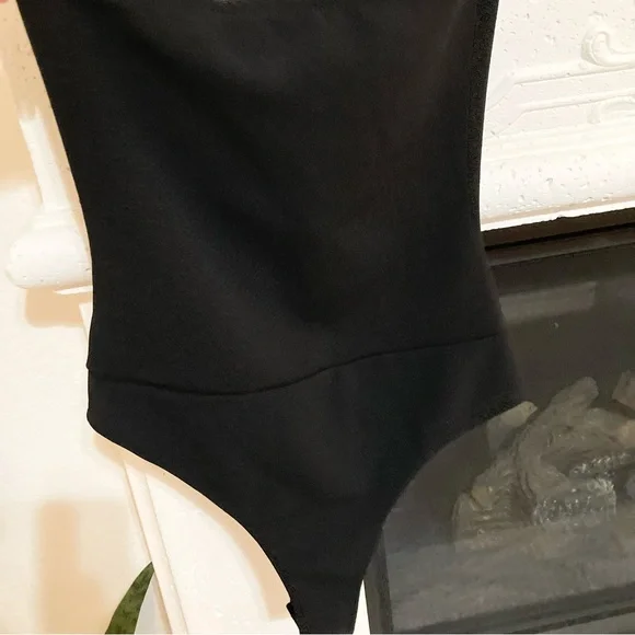 NWT Black Strapless Bodysuit Plunging Deep V Blue Blush Haute 2 Wear Size XS - Picture 7 of 9